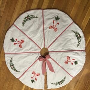 Christmas Tree Skirt Handmade Painted Bows Holly White Red Reversible Gingham
